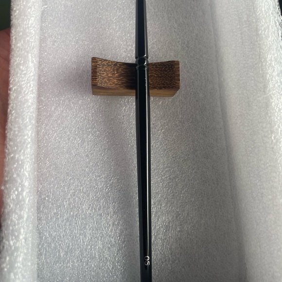 Wayne Goss 2013 05 Blending brush - Picture 4 of 6